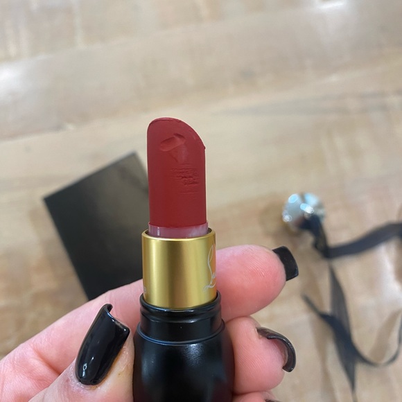 Christian Louboutin Bullet Lipstick 001M velvet red matte lip with box - Picture 6 of 11